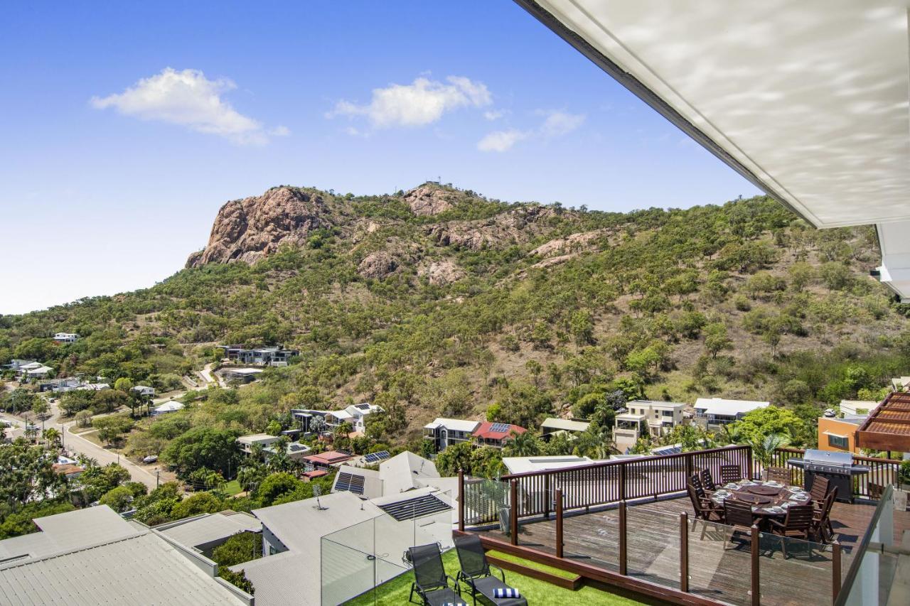 'allawah' - Ocean And View Group Sized Luxury.